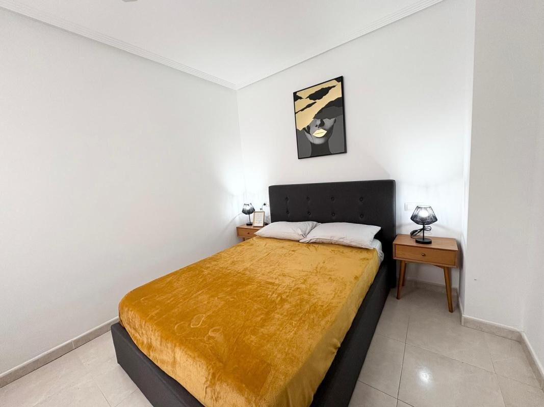 Apartments with 2 bedrooms, 60m² in Torrevieja, Spain [ID: 0152-636986]