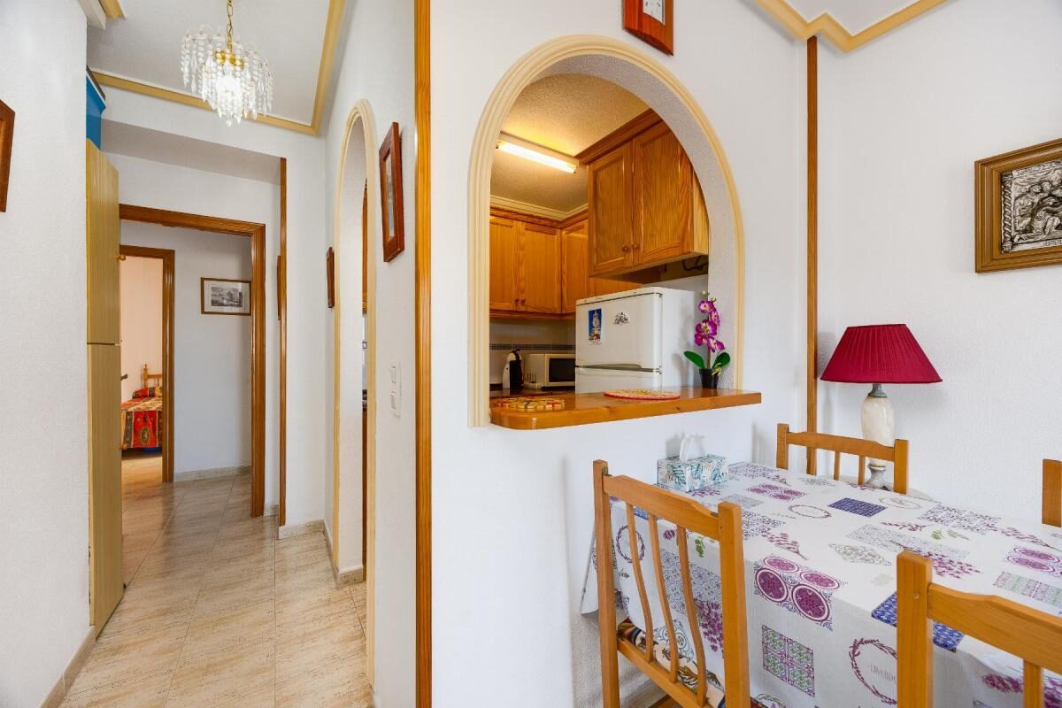Apartments with 2 bedrooms, 61m² in Torrevieja, Spain [ID: 0152-635695]