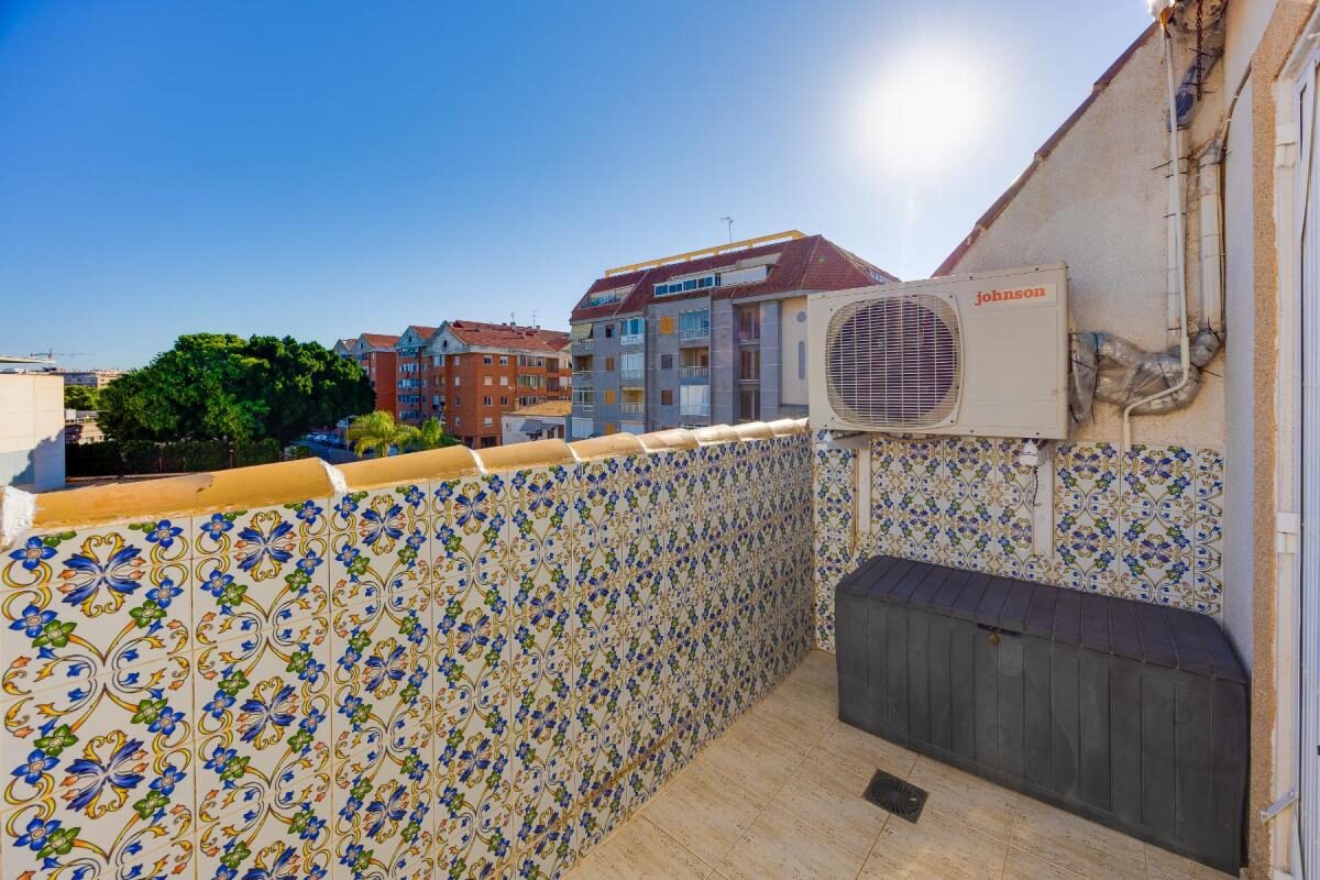 Apartments with 2 bedrooms, 61m² in Torrevieja, Spain [ID: 0152-635695]