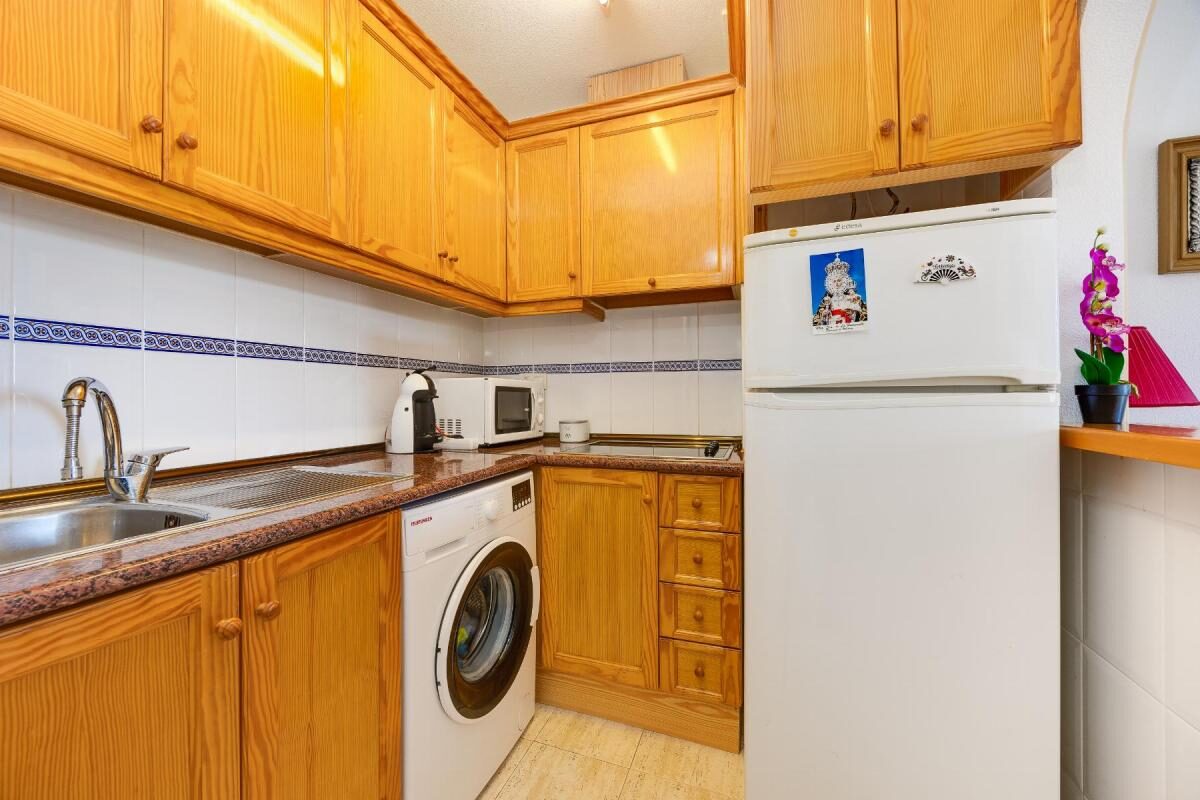 Apartments with 2 bedrooms, 61m² in Torrevieja, Spain [ID: 0152-635695]