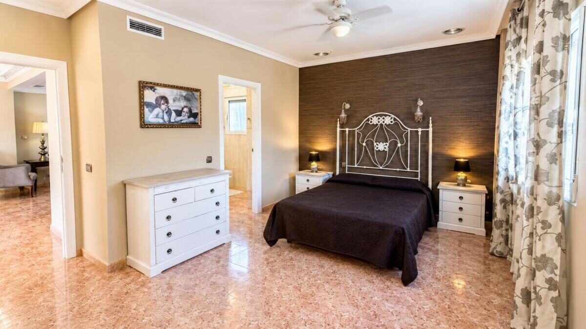 Willa z 4 sypialniami, 265m² w Benferri, Hiszpania [ID: 0152-635055]