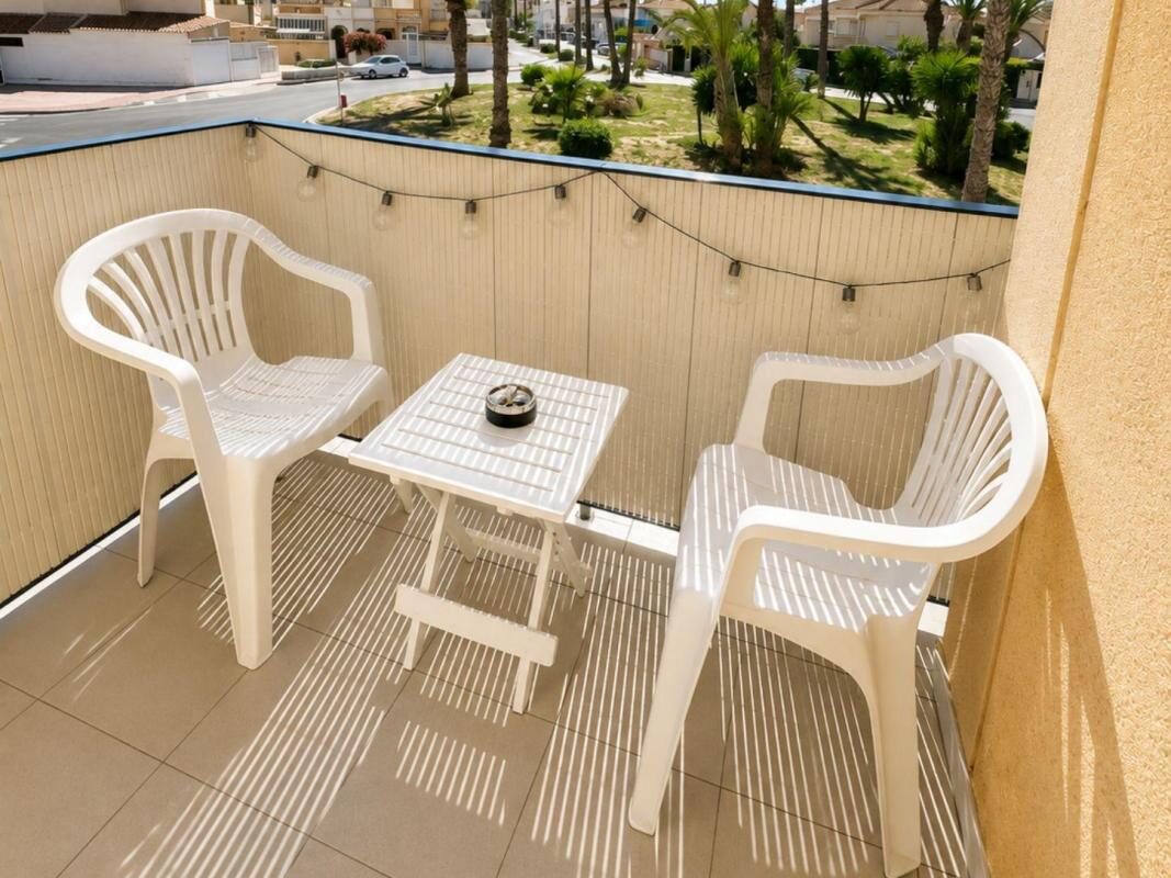 Bungalow z 1 sypialnią, 82m² w Torrevieja, Hiszpania [ID: 0152-633571]