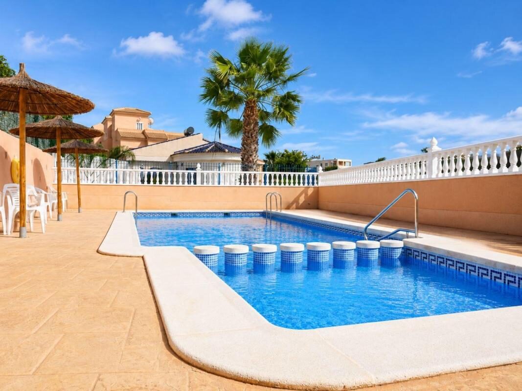 Dom szeregowy, 150m² w Orihuela, Hiszpania [ID: 0152-633563]
