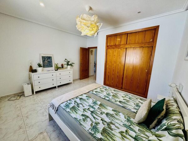 Villa in Torrevieja, Spain, 135m² - image 26