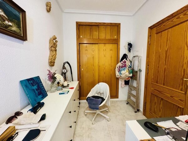 Villa in Torrevieja, Spain, 135m² - image 27