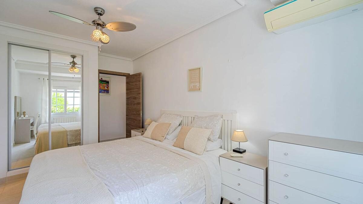 Domy z 3 sypialniami, 211m² w Orihuela, Hiszpania [ID: 0152-631284]