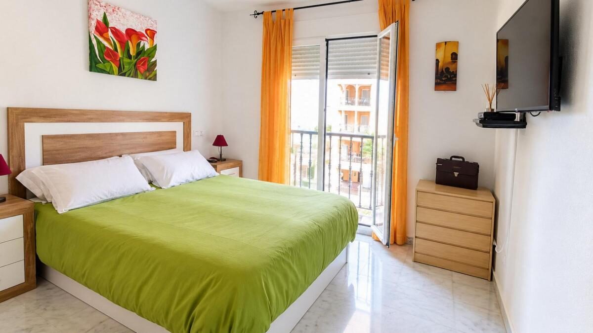 Apartamenty z 2 sypialniami, 85m² w Torrevieja, Hiszpania [ID: 0152-630186]