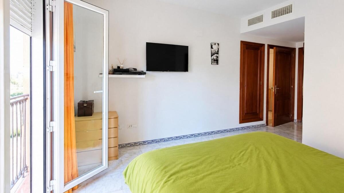 Apartamenty z 2 sypialniami, 85m² w Torrevieja, Hiszpania [ID: 0152-630186]