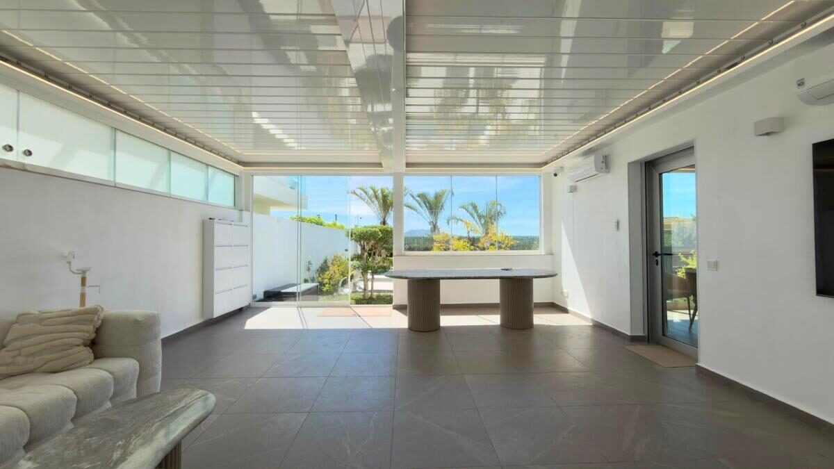 Вилла с 4 спальнями, 200м² в Ла Нусия, Испания [ID: 0152-630165]