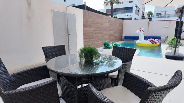 Domy w Benijófar, Hiszpania, 179m² - obraz 4