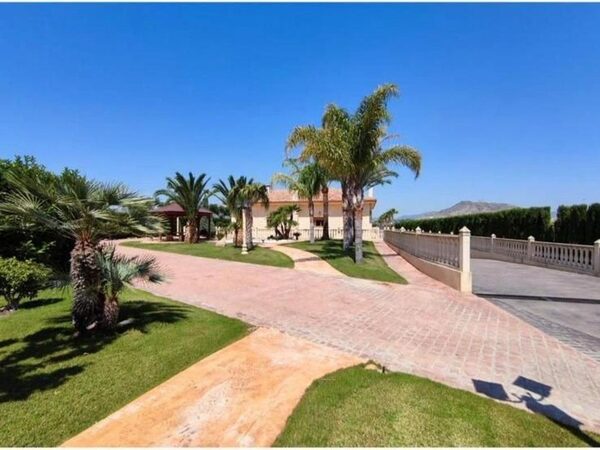 Domy w Aspe, Hiszpania, 669m² - obraz 6