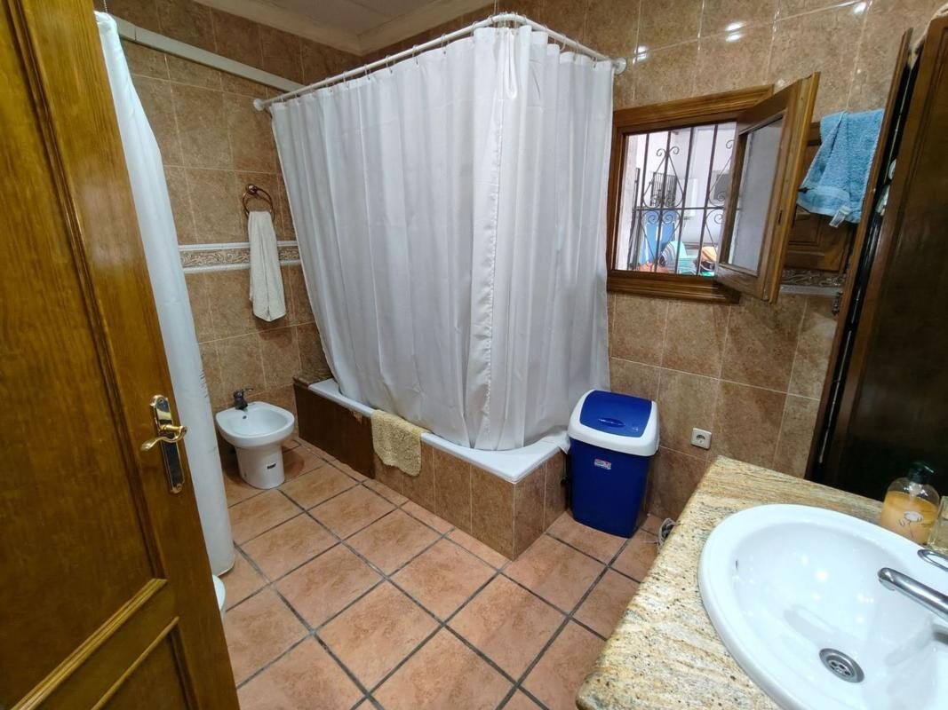 Будинки з 8 спальнями, 230м² в Піносо, Іспанія [ID: 0152-621956]