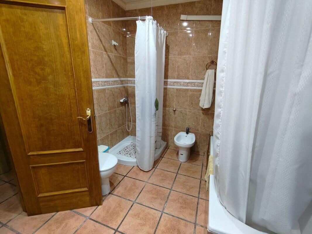 Будинки з 8 спальнями, 230м² в Піносо, Іспанія [ID: 0152-621956]