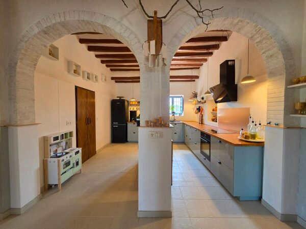Houses in Elche / Elx, Spain, 738m² - image 8