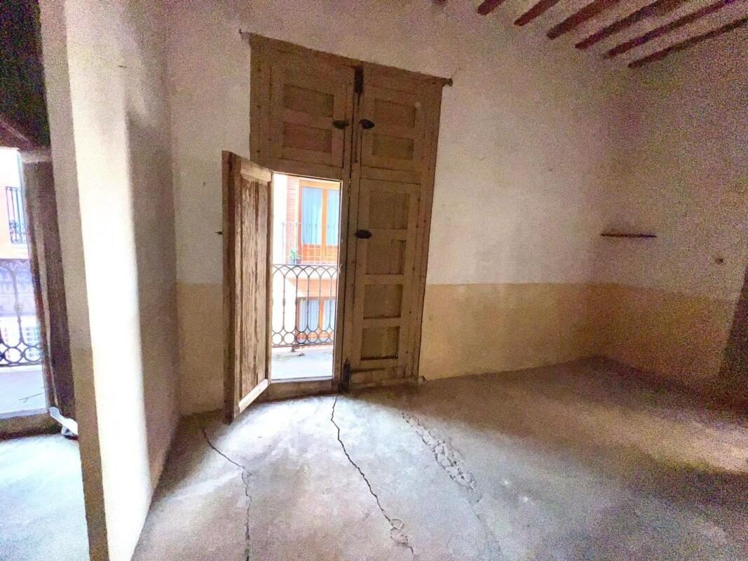 Houses with 8 bedrooms, 380m² in Pinoso, Spain [ID: 0152-619825]