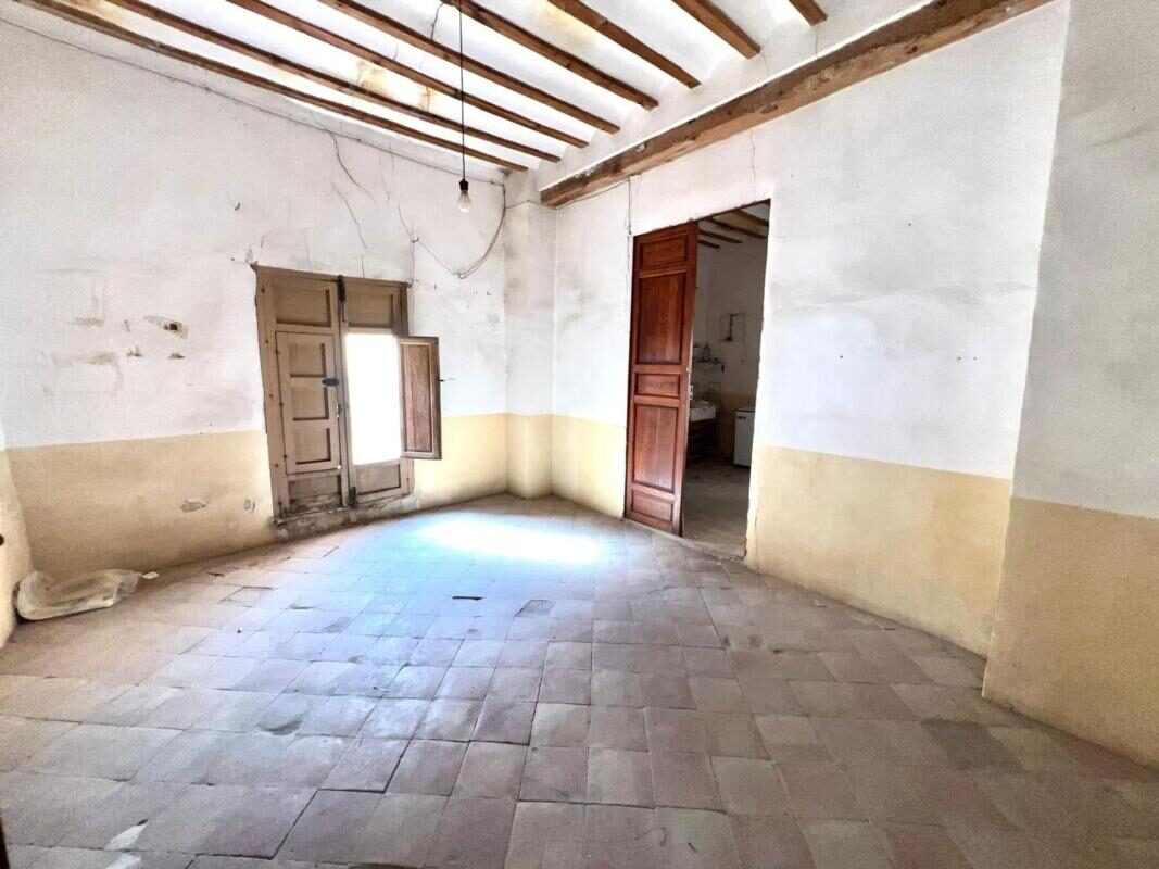 Houses with 8 bedrooms, 380m² in Pinoso, Spain [ID: 0152-619825]