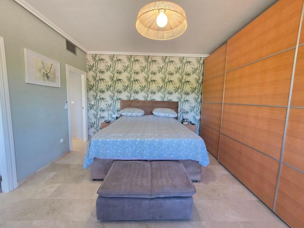 Будинки з 4 спальнями, 405м² в Піносо, Іспанія [ID: 0152-619292]