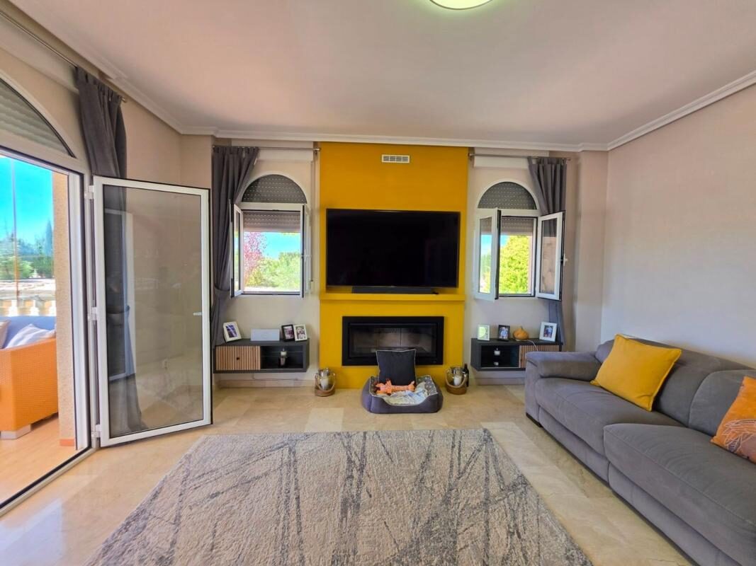 Будинки з 4 спальнями, 405м² в Піносо, Іспанія [ID: 0152-619292]
