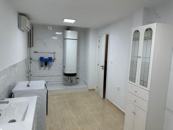 Villa in Torrevieja, Spain, 207m² - image 22