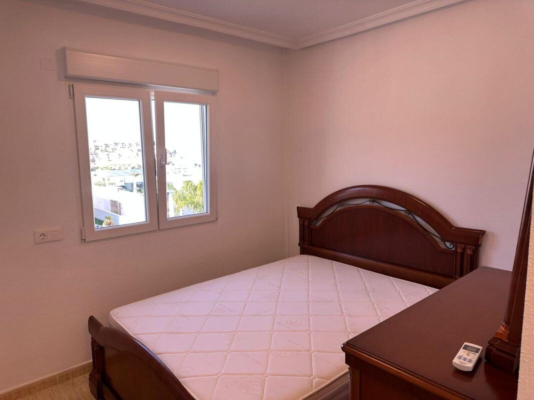 Вілла з 4 спальнями, 207м² в Торрев'єха, Іспанія [ID: 0152-619027]
