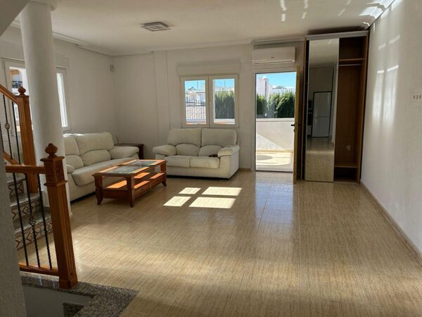 Villa in Torrevieja, Spain, 207m² - image 10