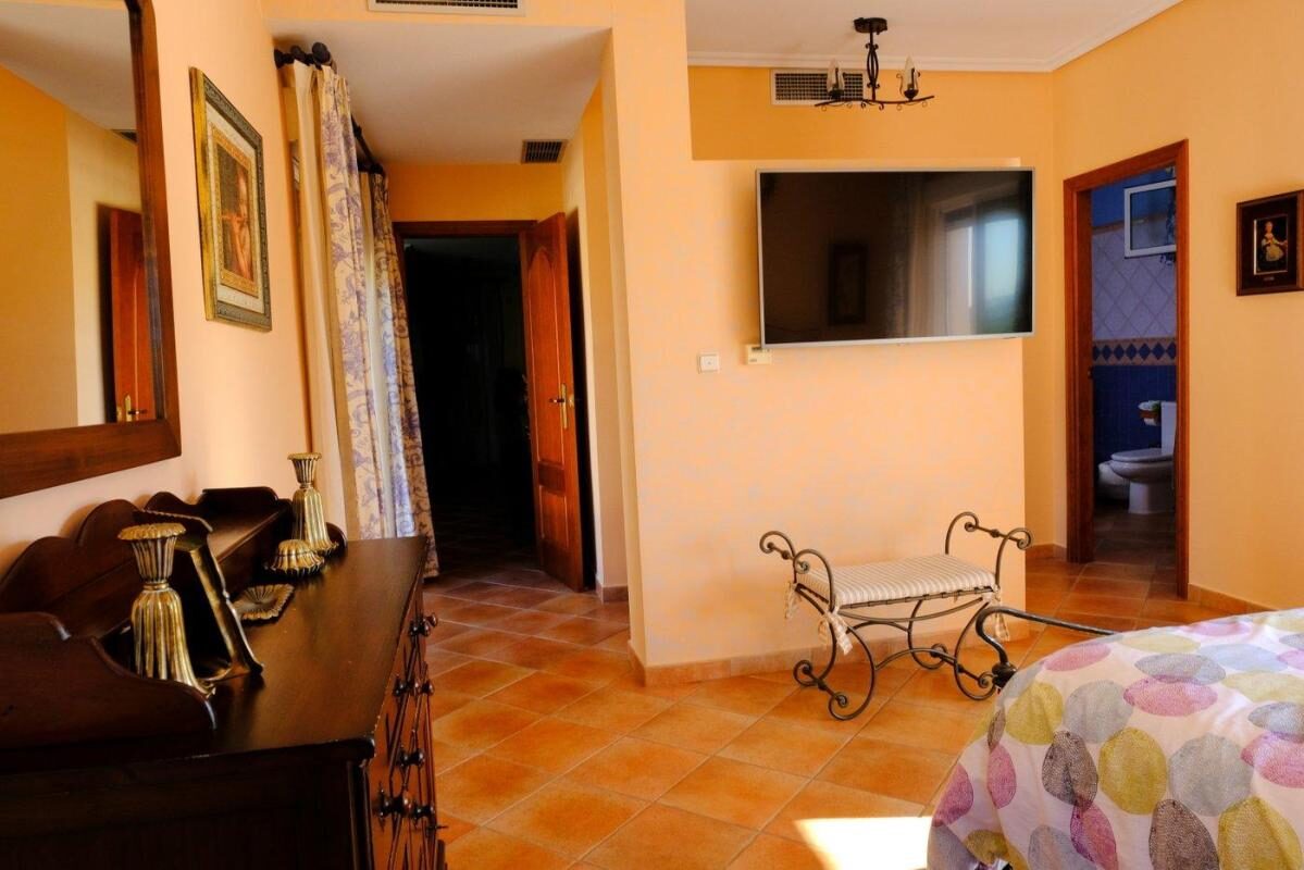 Willa z 5 sypialniami, 500m² w Orihuela, Hiszpania [ID: 0152-619024]