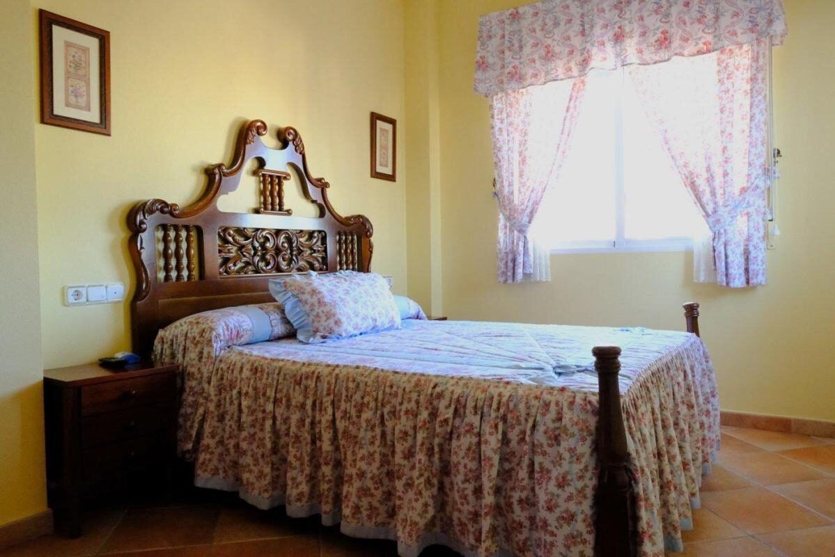 Willa z 5 sypialniami, 500m² w Orihuela, Hiszpania [ID: 0152-619024]
