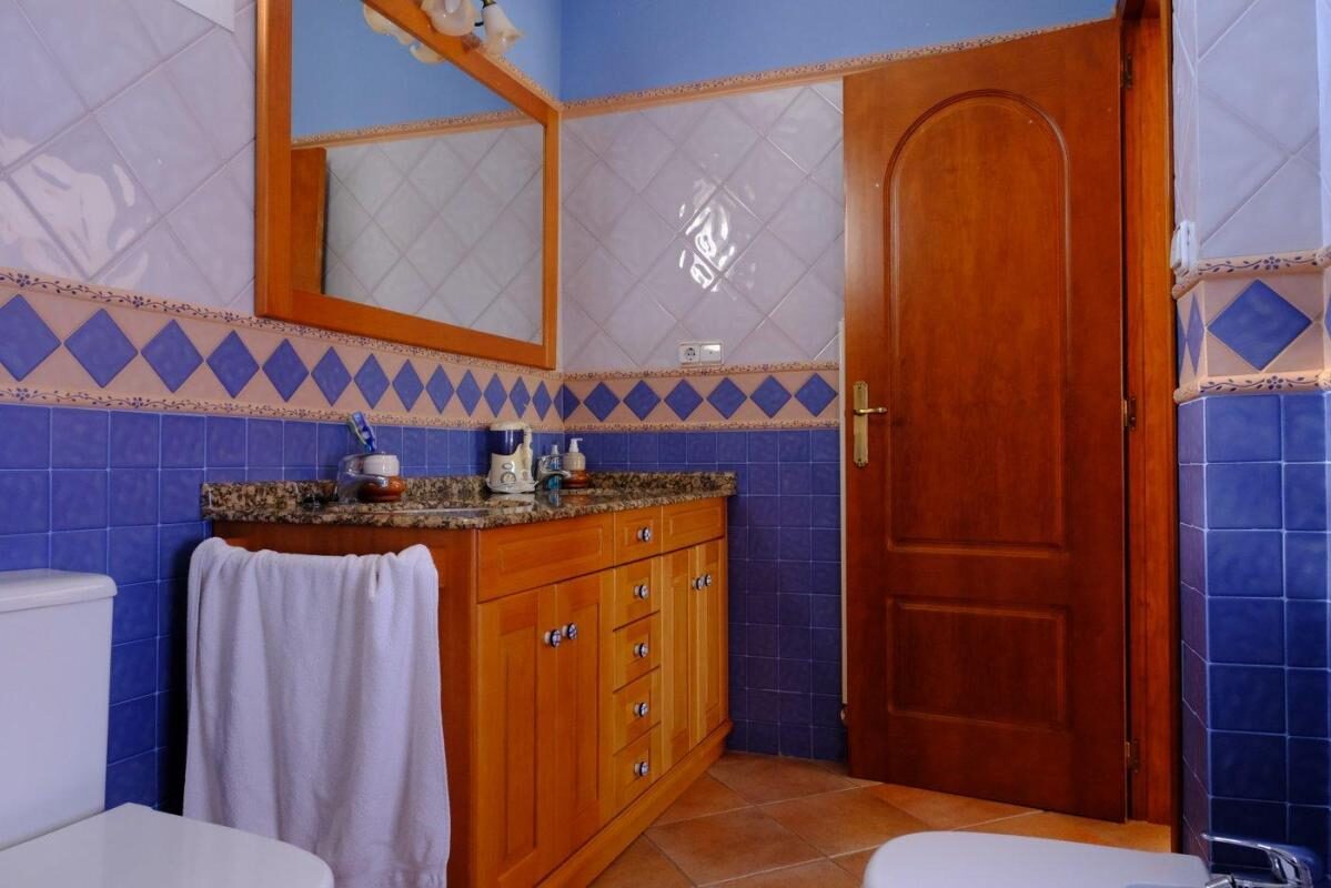 Willa z 5 sypialniami, 500m² w Orihuela, Hiszpania [ID: 0152-619024]