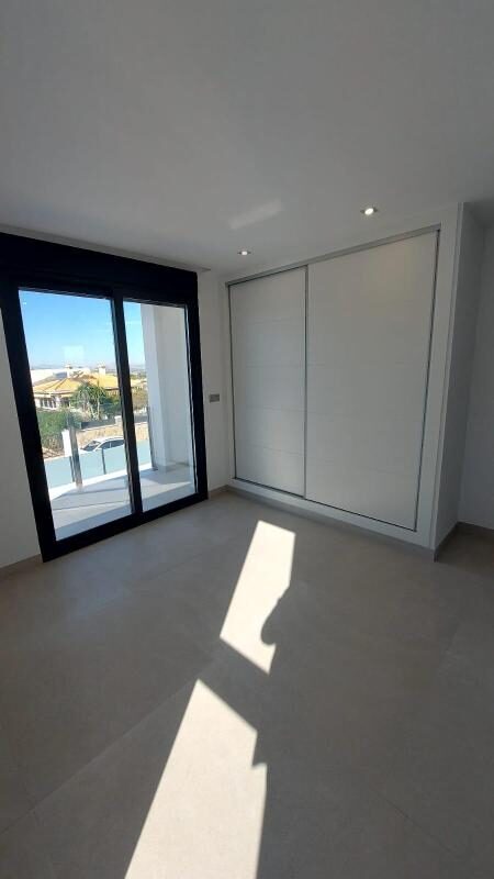 Villa in Torrevieja, Spain, 190m² - image 22