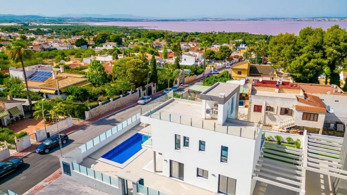 Вілла з 3 спальнями, 190м² в Торрев'єха, Іспанія [ID: 0152-619021]