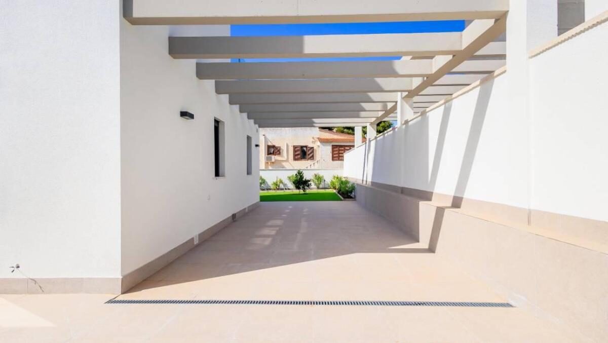 Вілла з 3 спальнями, 190м² в Торрев'єха, Іспанія [ID: 0152-619021]