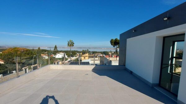 Villa in Torrevieja, Spain, 190m² - image 19