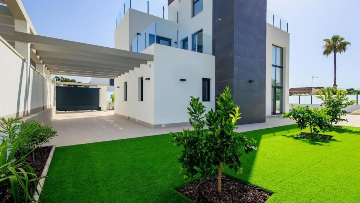 Вілла з 3 спальнями, 190м² в Торрев'єха, Іспанія [ID: 0152-619021]