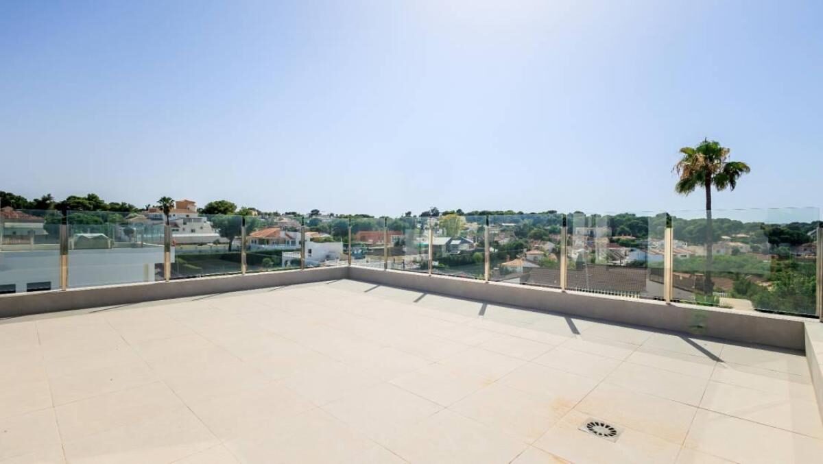Вілла з 3 спальнями, 190м² в Торрев'єха, Іспанія [ID: 0152-619021]