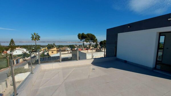 Villa in Torrevieja, Spain, 190m² - image 18