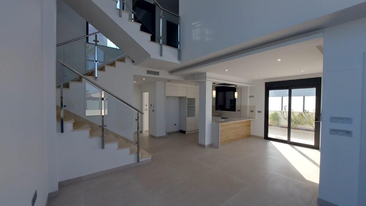 Вілла з 3 спальнями, 190м² в Торрев'єха, Іспанія [ID: 0152-619021]