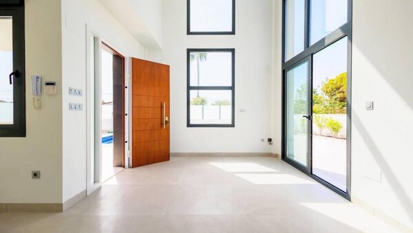 Villa in Torrevieja, Spain, 190m² - image 13