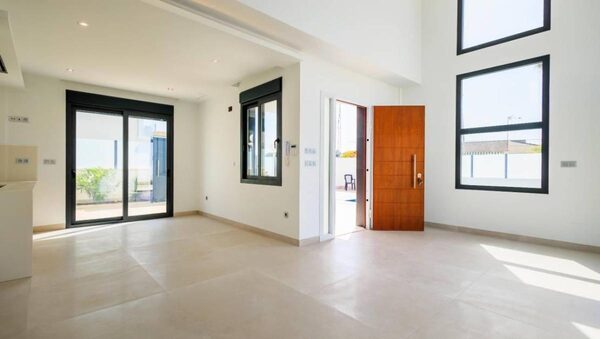 Villa in Torrevieja, Spain, 190m² - image 10
