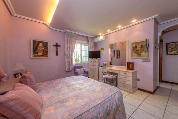 Villa in Torrevieja, Spain, 500m² - image 21