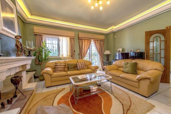 Villa in Torrevieja, Spain, 500m² - image 10