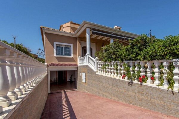 Villa in Torrevieja, Spain, 500m² - image 6