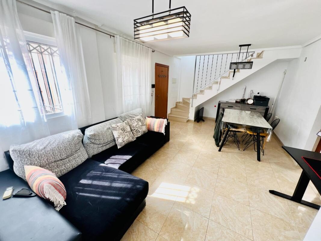 Townhouse with 3 bedrooms, 108m² in Torrevieja, Spain [ID: 0152-618043]