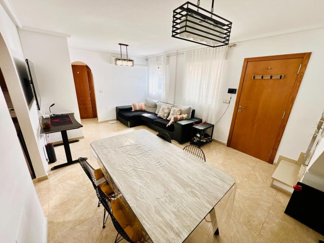 Townhouse with 3 bedrooms, 108m² in Torrevieja, Spain [ID: 0152-618043]