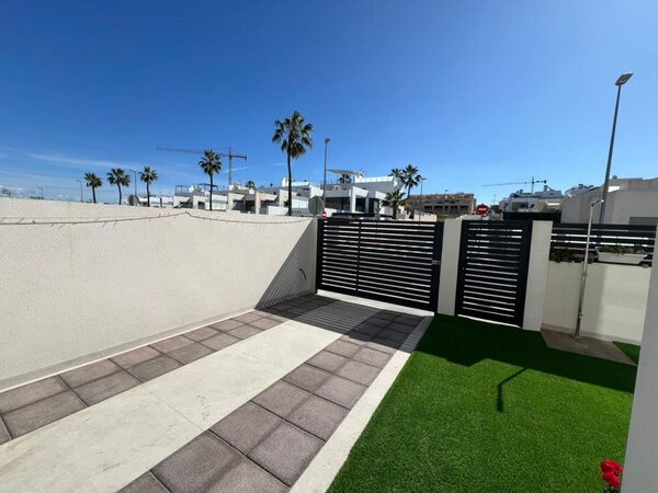 Townhouse in Benijofar, Spain, 124m² - image 4