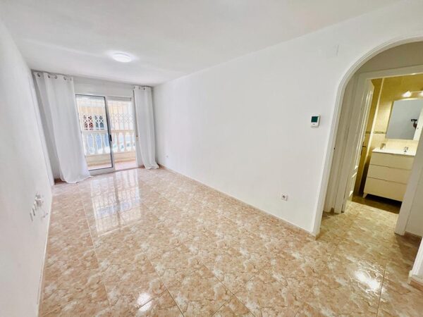 Apartamenty w Torrevieja, Hiszpania, 60m² - obraz 12