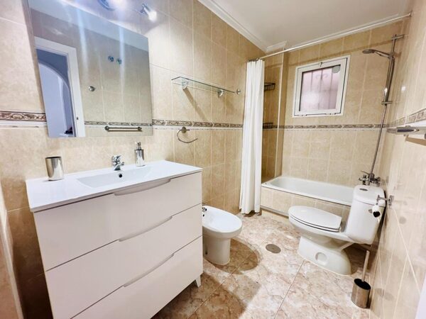 Apartamenty w Torrevieja, Hiszpania, 60m² - obraz 8