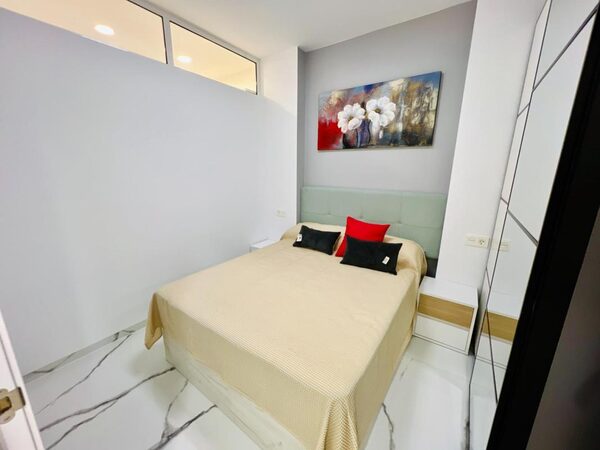 Apartamenty w Torrevieja, Hiszpania, 74m² - obraz 12
