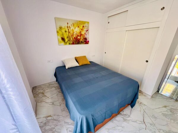 Bungalow w Torrevieja, Hiszpania, 61m² - obraz 19