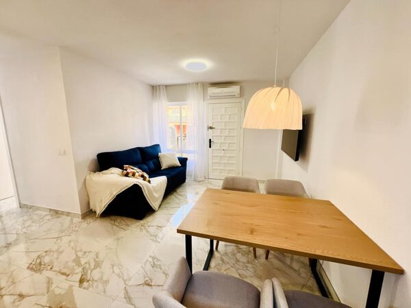 Bungalow w Torrevieja, Hiszpania, 61m² - obraz 9