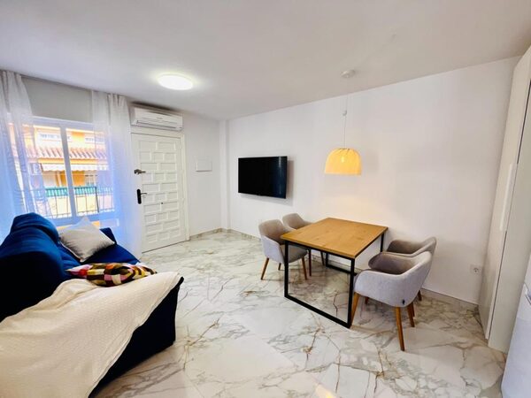 Bungalow w Torrevieja, Hiszpania, 61m² - obraz 10